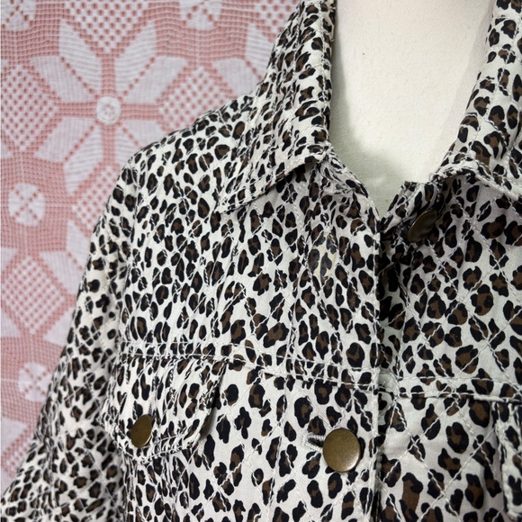 Coldwater Creek Silk Leopard Quilted Jacket Size L - Picture 4 of 12